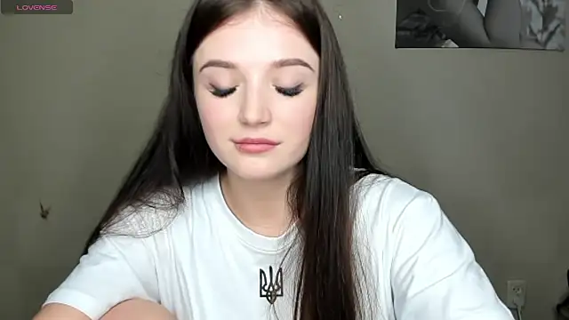 EvaaMillerr99 online show from 01-07-25, 09:35