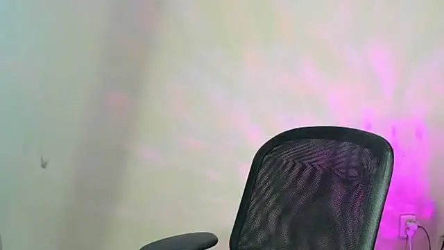 EvaaMillerr99 online show from 02-06-25, 10:00