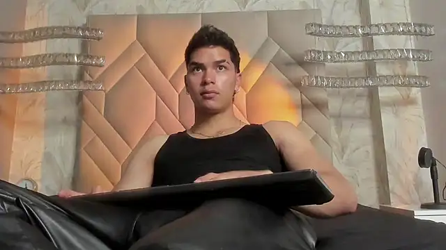 AndyPalmer  online show from 01-04-25, 02:56