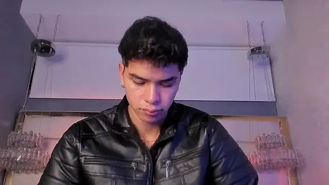 AndyPalmer  online show from 01-17-25, 05:51