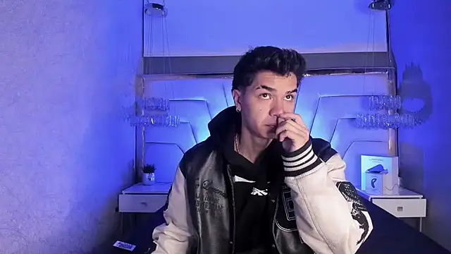 AndyPalmer  online show from 02-11-25, 11:32