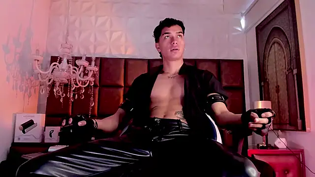 AndyPalmer  online show from 03-18-25, 03:21