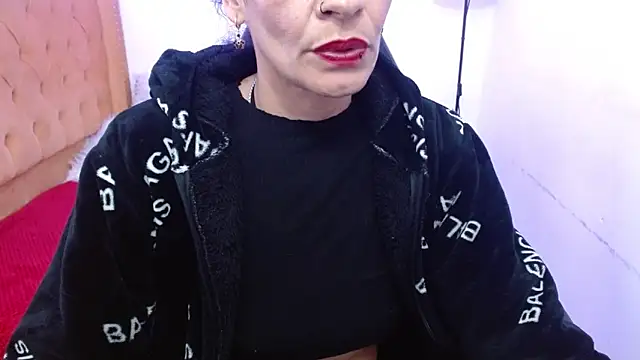 AlexandraJones  online show from 02-09-25, 09:26