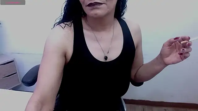 AlexandraJones  online show from 11-03-25, 12:24