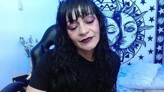 AlexandraJones  online show from 12-16-25, 02:49