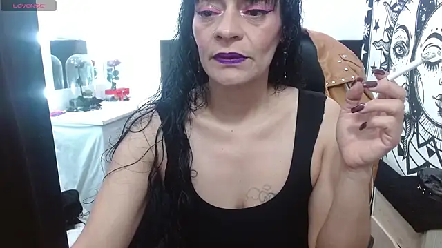 AlexandraJones  online show from 02-08-26, 10:57