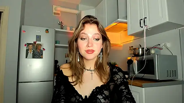 Snapshot of Niky__Jess chatting on 02-13-25, 10:55 Niky Jess online show from 02-13-25, 10:55