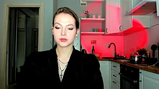 Snapshot of Niky__Jess chatting on 02-24-25, 11:43 Niky Jess online show from 02-24-25, 11:43