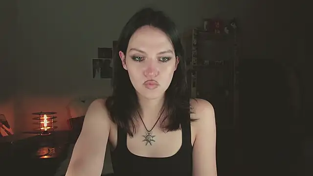 Niky  Jess online show from 06-13-26, 08:07