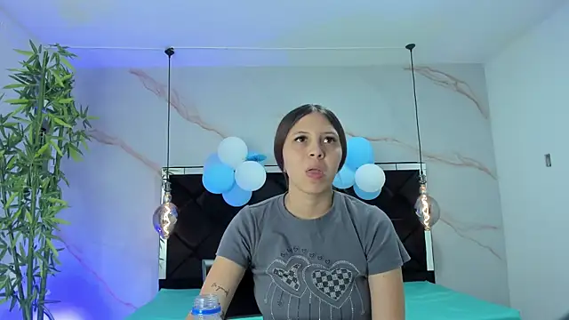 AngelaaCute  online show from 09-29-25, 12:10