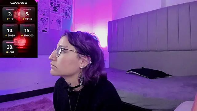 Snapshot of SukiFuyu_ chatting on 01-22-25, 12:38 SukiFuyu online show from 01-22-25, 12:38