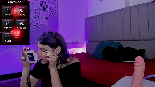 Snapshot of SukiFuyu_ chatting on 01-24-25, 12:31 SukiFuyu online show from 01-24-25, 12:31