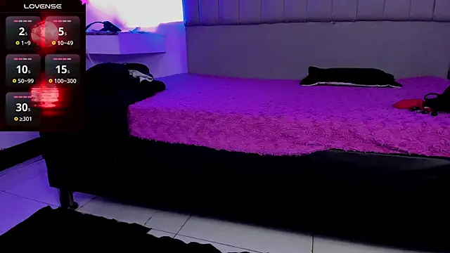 Snapshot of SukiFuyu_ chatting on 01-29-25, 03:37 SukiFuyu online show from 01-29-25, 03:37