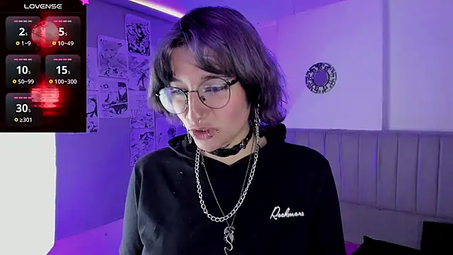 Snapshot of SukiFuyu_ chatting on 01-29-25, 06:39 SukiFuyu online show from 01-29-25, 06:39