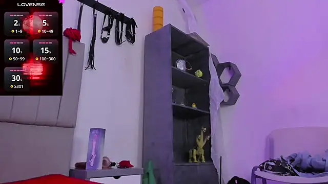 Snapshot of SukiFuyu_ chatting on 02-05-25, 03:20 SukiFuyu online show from 02-05-25, 03:20