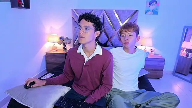 nickolas moon online show from 11-07-25, 01:27