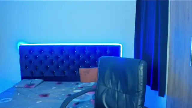 Snapshot of _diegsz_ chatting on 12-22-25, 07:22 diegsz online show from 12-22-25, 07:22