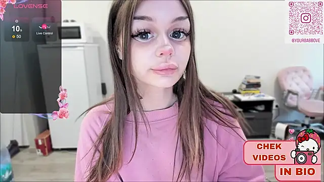 Snapshot of shy_melony chatting on 01-06-25, 10:24 shy melony online show from 01-06-25, 10:24