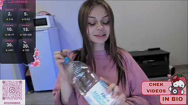 Snapshot of shy_melony chatting on 03-10-25, 02:26 shy melony online show from 03-10-25, 02:26