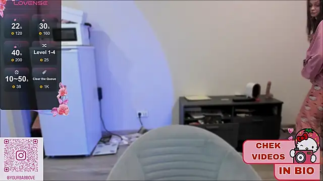 Snapshot of shy_melony chatting on 03-13-25, 09:26 shy melony online show from 03-13-25, 09:26