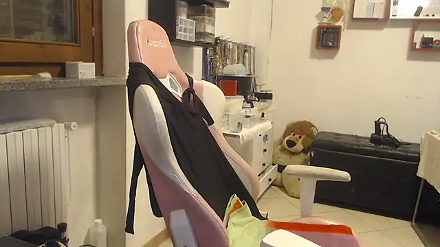 valerysexy online show from 10-22-25, 09:03