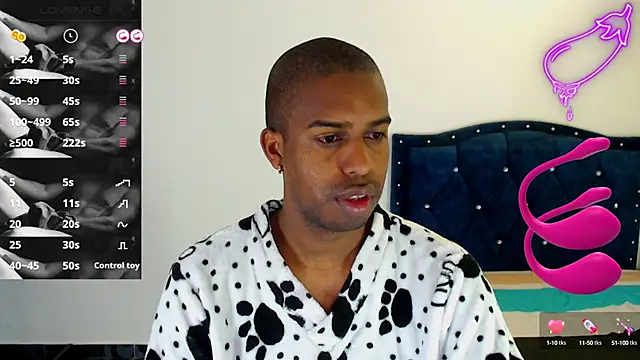 Snapshot of mrjhon26 chatting on 01-12-25, 11:28 mrjhon26 online show from 01-12-25, 11:28