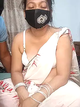 Snapshot of Desi_Best_Anal chatting on 01-26-25, 04:41 Desi Best Anal online show from 01-26-25, 04:41