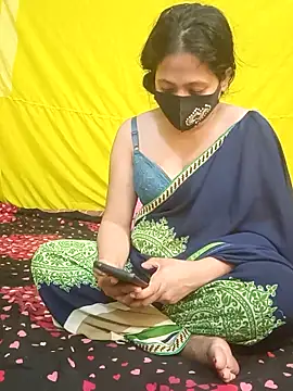 Snapshot of Desi_Best_Anal chatting on 03-08-25, 05:33 Desi Best Anal online show from 03-08-25, 05:33