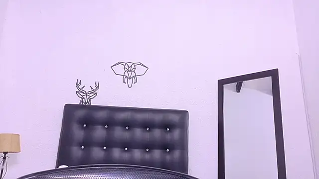 Skinny hottie18 online show from 01-03-25, 04:48