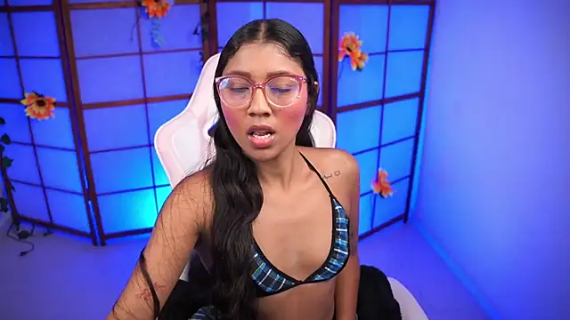 small emilie online show from 10-02-25, 01:18