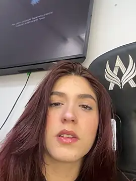 AnnyCherry  online show from 02-11-26, 09:53