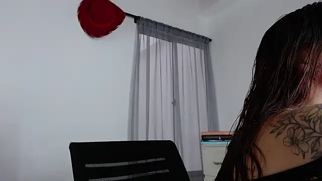 Snapshot of melody__bleir chatting on 03-03-26, 08:48 melody bleir online show from 03-03-26, 08:48