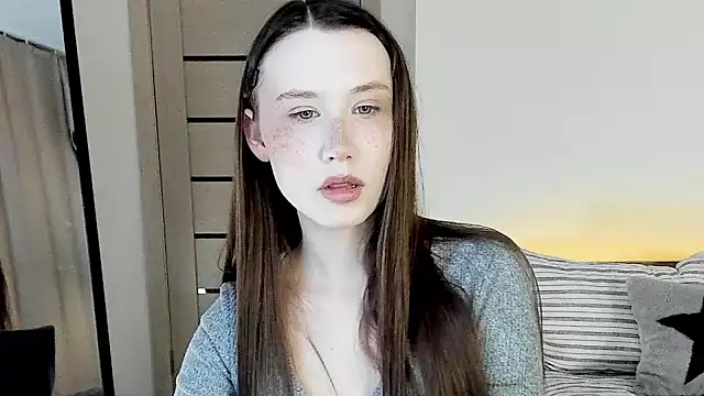 Stella Sunny online show from 03-11-26, 11:55