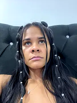 anniie smith online show from 11-07-25, 01:49