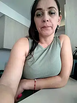 Snapshot of natalie_cowens chatting on 03-08-25, 09:51 natalie cowens online show from 03-08-25, 09:51