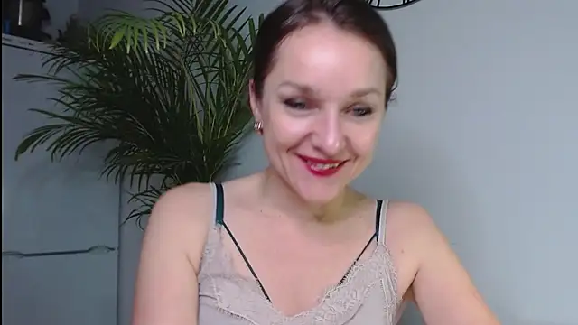 AliciaDesire online show from 12-19-24, 03:41
