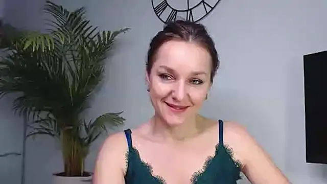AliciaDesire online show from 01-16-25, 08:00