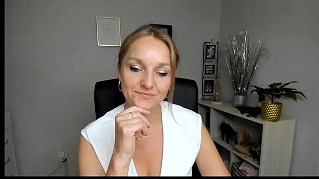 AliciaDesire online show from 07-07-26, 01:04