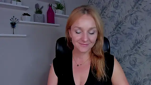 AliciaDesire online show from 07-28-26, 07:59