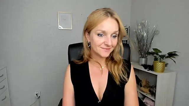 AliciaDesire online show from 07-28-26, 02:13