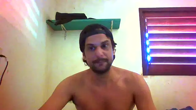 couplemilk online show from 06-19-26, 04:44