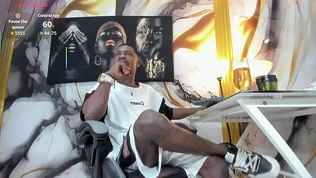 Snapshot of Thomas_shelbys chatting on 11-12-25, 01:06 Thomas shelbys online show from 11-12-25, 01:06