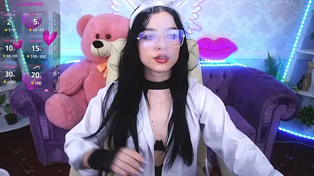 Snapshot of KitnissKiss chatting on 03-11-25, 03:16 KitnissKiss online show from 03-11-25, 03:16