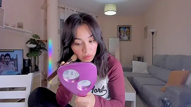 Snapshot of Adriennesexxx chatting on 10-18-25, 09:15 Adriennesexxx online show from 10-18-25, 09:15