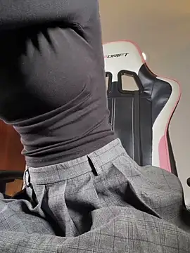 Snapshot of Adriennesexxx chatting on 03-10-26, 04:34 Adriennesexxx online show from 03-10-26, 04:34