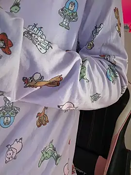 Snapshot of Adriennesexxx chatting on 03-19-26, 07:07 Adriennesexxx online show from 03-19-26, 07:07