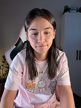 Snapshot of Adriennesexxx chatting on 03-22-26, 05:49 Adriennesexxx online show from 03-22-26, 05:49