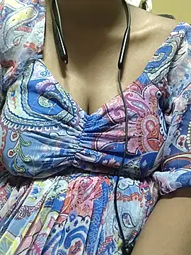 Snapshot of Anjali_cute-Pondati chatting on 02-12-26, 01:22 Anjali cute-Pondati online show from 02-12-26, 01:22