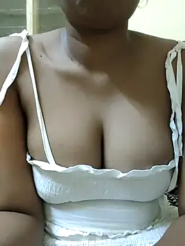 Snapshot of Anjali_cute-Pondati chatting on 02-20-26, 03:01 Anjali cute-Pondati online show from 02-20-26, 03:01