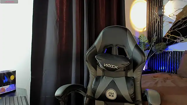 kyle smithxx online show from 12-18-25, 08:15